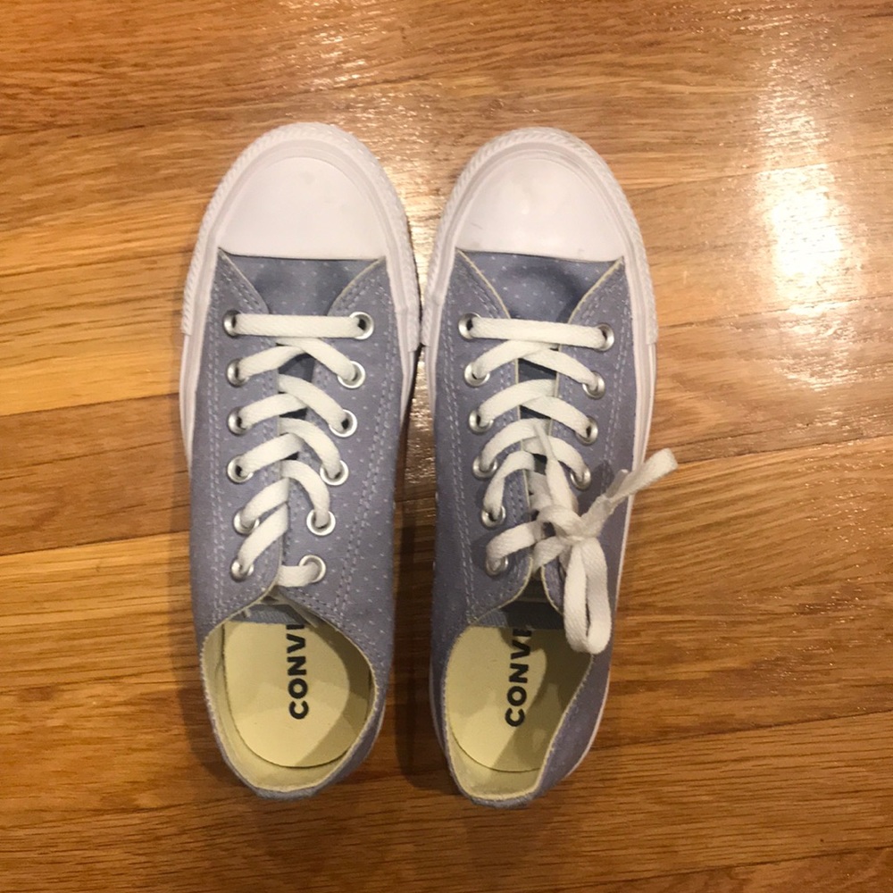 NEW polka dot Converse sneakers (size 7 women’s)